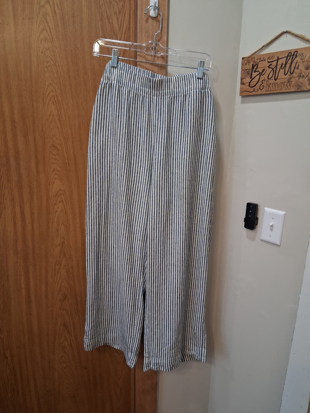 Old Navy Striped Wide-Leg Pants - Navy & White